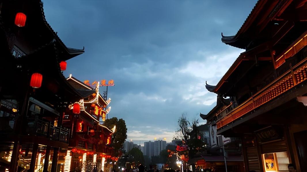 澳门彩综合出号走势图表大全汇总，302期深度解析